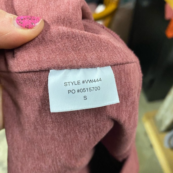 4097 -Vuori Women's Clean Elevation Legging- size small - Picture 6 of 6